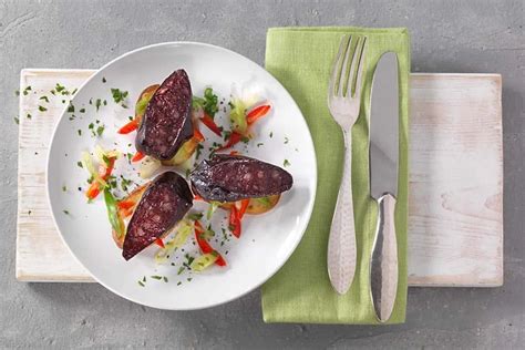  Himmel und Erde! Uma Experiência Celestial de Sabores Aterrados em uma Receita Tradicional Alemã.