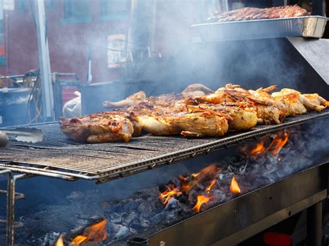  Sajji Uma Extravagância de Frango Marinado e Especiarias Picantes Assado em Carvão!